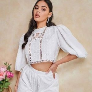 Lantern Sleeve Sciffy crop top in M!